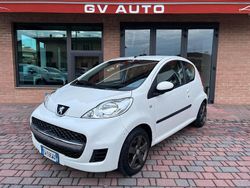 Bianco Usata 2009 Peugeot 107 Due volumi | 3700 € (Buon prezzo)
