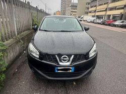 Usata 2011 Nissan Qashqai Visia SUV | 4500 € (Buon prezzo)