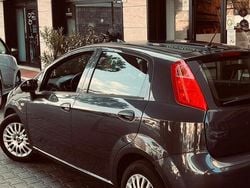 Grigio Usata 2017 Fiat Punto Street Due volumi | 6200 € (Buon prezzo)