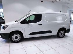 Bianco Usata 2023 Opel Combo S Monovolume | 16.900 € (Buon prezzo)