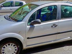 Usata 2005 Citroën C3 Due volumi | 2700 € (Cara)