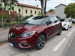 Rosso Usata 2017 Renault Scénic IV Bose Edition Monovolume | 12.900 € (Buon prezzo)