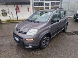 Grigio Usata 2022 Fiat Panda City Life Tre volumi | 10.300 € (Buon prezzo)