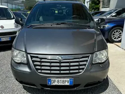 Usata 2009 Chrysler Voyager Monovolume | 2300 € (Ottimo prezzo)