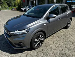 Grigio Usata 2024 Dacia Sandero Expression Due volumi | 15.500 € (Buon prezzo)