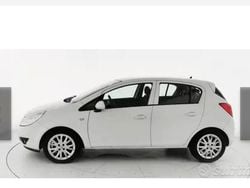 Bianco Usata 2009 Opel Corsa Cosmo Tre volumi | 1000 € (Super prezzo)