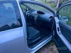 Grigio Usata 2009 Toyota Yaris Coupé | 1200 € (Ottimo prezzo)