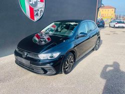 Nero Usata 2023 VW Polo Life Tre volumi | 16.790 € (Buon prezzo)