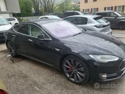 Nero Usata 2014 Tesla Model S Performance Tre volumi | 25.000 € (Molto cara)