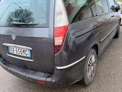 Usata 2010 Lancia Phedra Monovolume | 2500 € (Super prezzo)