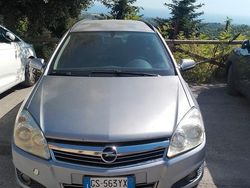 Grigio Usata 2007 Opel Astra Station wagon | 1500 € (Buon prezzo)