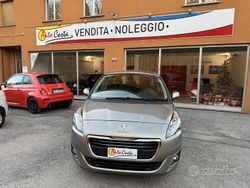Marrone Usata 2015 Peugeot 5008 Allure Monovolume | 8900 € (Buon prezzo)