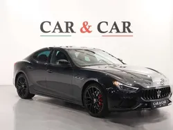 Nero assoluto micalizzato Nuova 2024 Maserati Ghibli Coupé | 99.000 € (Molto cara)