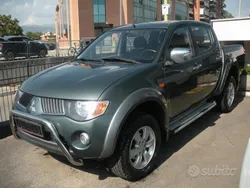 Verde Usata 2011 Mitsubishi L200 Intense Pick-up | 16.800 € (Cara)