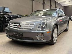 Argento metallizzato Usata 2009 Cadillac STS Tre volumi | 9800 €