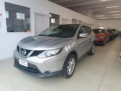 Grigio Usata 2015 Nissan Qashqai Tekna SUV | 11.490 € (Molto cara)