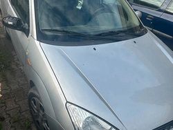 Grigio Usata 2001 Ford Focus Station wagon | 400 €