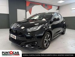 Nero Nuova 2025 Toyota Yaris Hybrid Trend Tre volumi | 19.990 € (Buon prezzo)