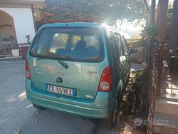 Blu Usata 2003 Opel Agila Due volumi | 300 €