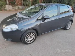 Bianco Usata 2015 Fiat Punto Due volumi | 4500 € (Ottimo prezzo)