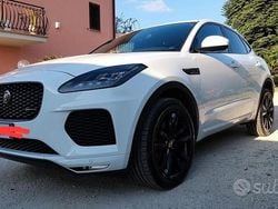 Bianco Usata 2019 Jaguar E-Pace R-Dynamic SUV | 19.900 € (Buon prezzo)