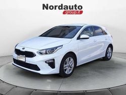 Bianco Usata 2019 Kia Ceed Due volumi | 14.500 € (Molto cara)