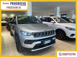 Grigio chiaro Usata 2022 Jeep Compass Limited SUV | 22.990 € (Buon prezzo)