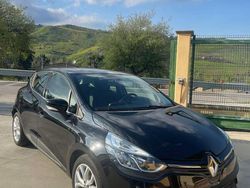 Nero Usata 2018 Renault Clio IV Zen Tre volumi | 11.500 € (Cara)