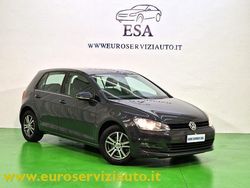 Grigio Usata 2014 VW Golf Sound Tre volumi | 9200 € (Buon prezzo)