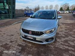 Grigio Usata 2016 Fiat Tipo Lounge Tre volumi | 8990 € (Buon prezzo)