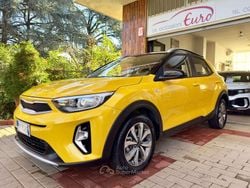 Giallo Usata 2023 Kia Stonic Urban SUV | 14.999 € (Buon prezzo)