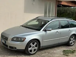 Usata 2005 Volvo V50 Momentum Station wagon | 2200 € (Molto cara)