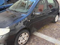 Nero Usata 2005 Fiat Punto Due volumi | 2950 € (Cara)