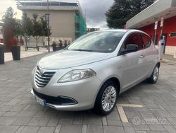 Grigio Usata 2015 Lancia Ypsilon Gold Due volumi | 6500 € (Buon prezzo)