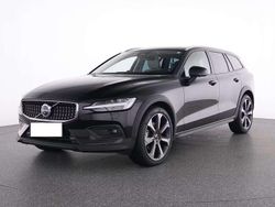 Other Usata 2023 Volvo V60 CC Ultimate Station wagon | 41.500 € (Buon prezzo)