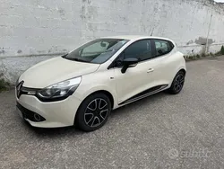 Bianco Usata 2016 Renault Clio IV Tre volumi | 7780 € (Cara)
