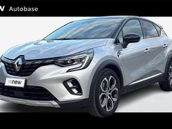 Grigio Usata 2023 Renault Captur Techno SUV | 19.790 € (Buon prezzo)