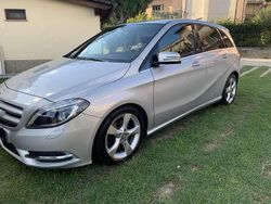 Usata 2013 Mercedes B180 Premium Monovolume | 13.300 € (Molto cara)
