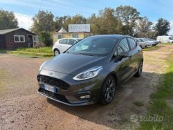 Grigio Usata 2019 Ford Fiesta ST-Line Tre volumi | 11.700 € (Buon prezzo)