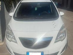 Bianco Usata 2013 Opel Meriva Monovolume | 4400 € (Buon prezzo)