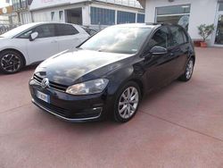Nero perla met. Usata 2013 VW Golf VII Highline Tre volumi | 11.500 € (Buon prezzo)