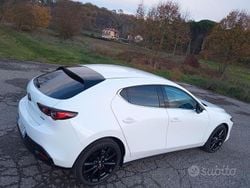 Bianco Nuova 2025 Mazda 3 Homura-Line Tre volumi | 25.400 €