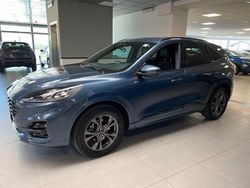 Crome blu Usata 2023 Ford Kuga ST-Line SUV | 27.700 € (Molto cara)