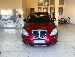 Rosso Usata 2010 Lancia Ypsilon Due volumi | 2650 € (Super prezzo)