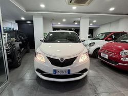 Bianco Usata 2018 Lancia Ypsilon S Due volumi | 8860 € (Buon prezzo)