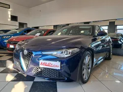 Blu Usata 2019 Alfa Romeo Giulia Super Tre volumi | 20.900 € (Buon prezzo)