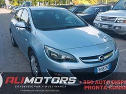 Grigio Usata 2018 Opel Astra Tre volumi | 7990 € (Ottimo prezzo)