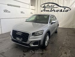 Grigio Usata 2019 Audi Q2 Business SUV | 22.790 € (Buon prezzo)