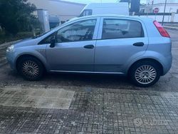 Usata 2007 Fiat Grande Punto Due volumi | 2200 €