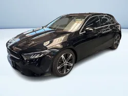 Nero Usata 2023 Mercedes A180 Advanced Plus Tre volumi | 31.900 € (Buon prezzo)